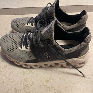 On Cloudswift tennis shoes